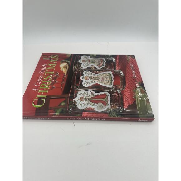 Craftways A Cross Stitch Christmas Hardcover “A Season to Remember” (2010) - Picture 2 of 7